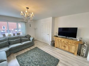 Lounge- click for photo gallery